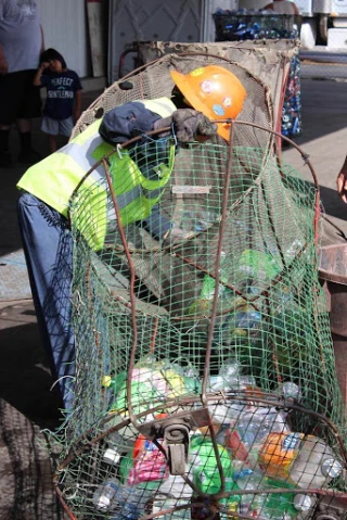 AIM Recycling Perris JunkYard in Menifee (CA) - photo 4