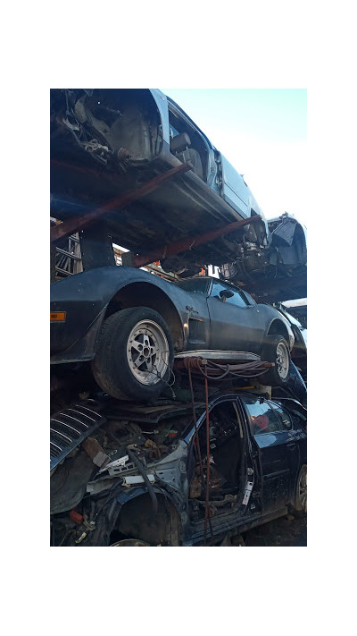 H & S Auto Wrecking JunkYard in New York (NY) - photo 3