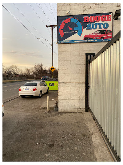 Rouge Auto Parts JunkYard in Detroit (MI) - photo 1