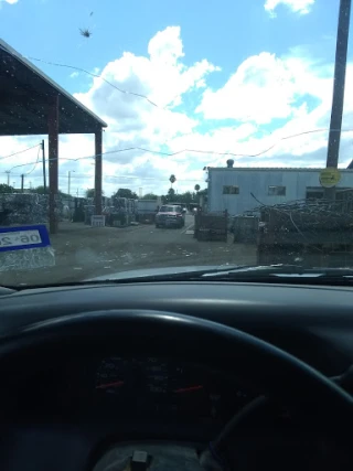 Wilkinson Ray Iron & Metal JunkYard in McAllen (TX) - photo 2