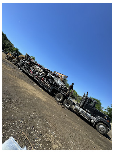 Pettey auto salvage CASH FOR JUNK CARS! JunkYard in New Bedford (MA) - photo 4