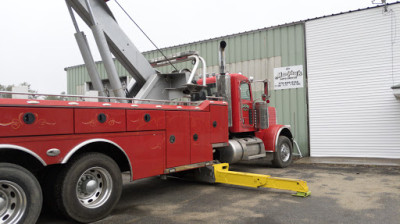 Murphy's Auto Salvage Inc JunkYard in New Bedford (MA) - photo 2