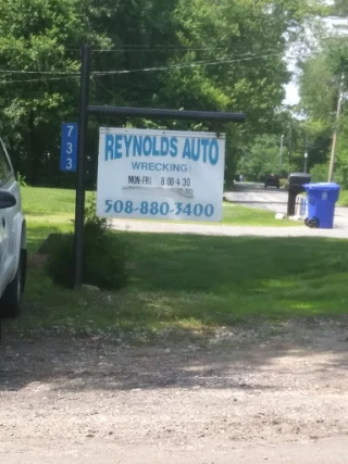 Reynolds Auto Wrecking JunkYard in New Bedford (MA) - photo 2