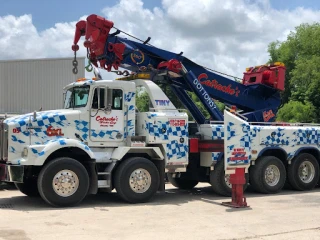 Catracho's towing -Heavy Duty Wrecker & Semi Truck towing JunkYard in Houston (TX) - photo 4