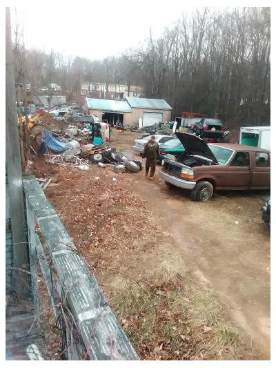 Reed's Auto Salvage JunkYard in Bear (DE) - photo 2