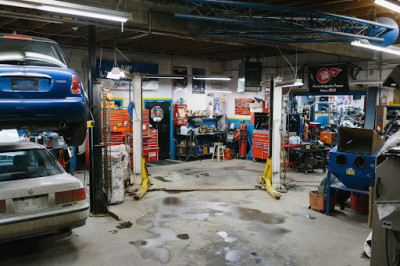 Cliffmotor Auto Parts & Auto Repairs JunkYard in Newark (NJ) - photo 2