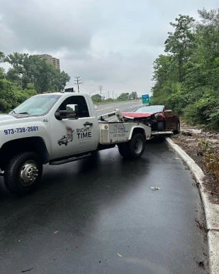 Right On Time Towing & Roadside Assistance In Newark New Jersey JunkYard in Newark (NJ) - photo 2