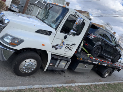 Right On Time Towing & Roadside Assistance In Newark New Jersey JunkYard in Newark (NJ) - photo 3