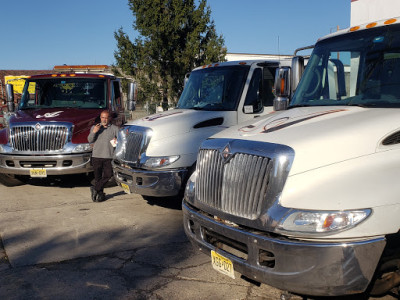 Anthony's Towing JunkYard in Newark (NJ) - photo 1