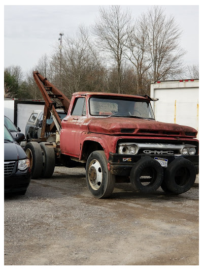 Bob Karl's Auto Wrecking JunkYard in Youngstown (OH) - photo 4