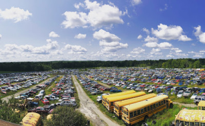 82 Auto Wrecking JunkYard in Youngstown (OH) - photo 1