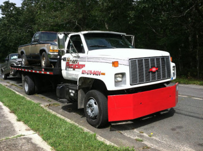 Junk Car Removal Long Island | T-Rex Recycling JunkYard in Smithtown Township (NY) - photo 4