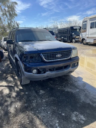 Cash 4 Cars JunkYard in Las Vegas (NV) - photo 2