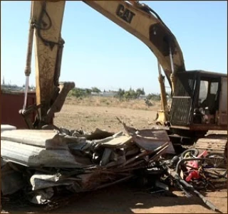 The New Tin Yard Scrap Metal Recycling JunkYard in Modesto (CA) - photo 3