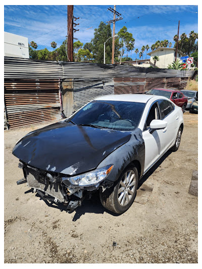 Jc auto towing $We buy cars$ JunkYard in East Los Angeles (CA) - photo 1