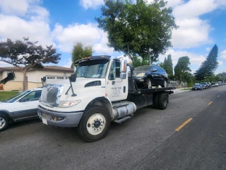 Jc auto towing $We buy cars$ JunkYard in East Los Angeles (CA) - photo 3