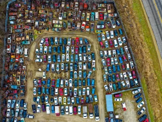 RA AUTO RECYCLING JunkYard in Inglewood (CA) - photo 3