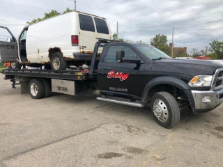 Bobby's Towing And Junk Cars JunkYard in Cleveland (OH) - photo 2