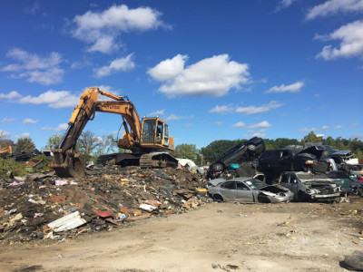 Reed's Salvage Corporation JunkYard in Cleveland (OH) - photo 1