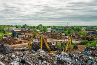 Ferrous Processing & Trading Co Cleveland JunkYard in Cleveland (OH) - photo 4