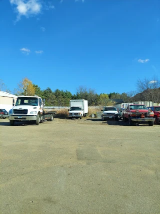 Jellison's Auto Parts JunkYard in Minneapolis (MN) - photo 2