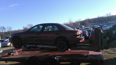 Johnson Auto Salvage JunkYard in Minneapolis (MN) - photo 4