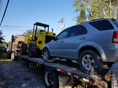 Doc & Bill's Auto Salvage JunkYard in Clearwater (FL) - photo 1