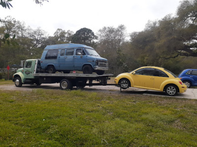 CASH FOR YOUR JUNK CAR TRUCK VAN OR SUV JunkYard in St. Petersburg (FL) - photo 4