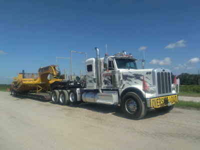 Crockett's Towing JunkYard in Tampa (FL) - photo 4