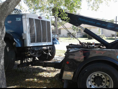 A1 All City Tampa JunkYard in Tampa (FL) - photo 2