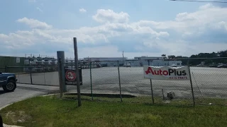 Brandywine Automotive Center JunkYard in Waldorf (MD) - photo 4