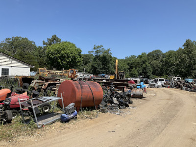 Ray's Auto Salvage JunkYard in Atlantic City (NJ) - photo 2