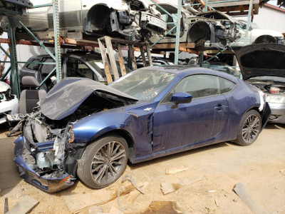 European & Subaru Recycling.. JunkYard in Sacramento (CA) - photo 2