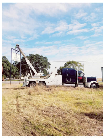 Bayou Wrecker & Towing JunkYard in Lake Charles (LA) - photo 4