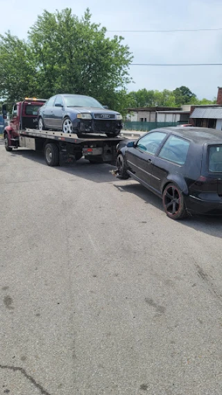 MC Towing & Transport JunkYard in Chattanooga (TN) - photo 3