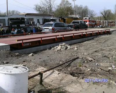 D & B Auto Wrecking JunkYard in Cleveland (OH) - photo 2