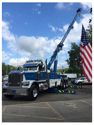 Rich's Towing & Services Inc JunkYard in Cleveland (OH) - photo 4