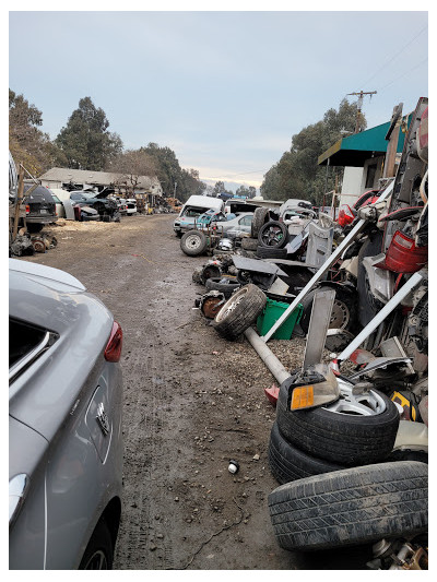 Pena Dismantler Auto Body & Towing JunkYard in Oakland (CA) - photo 4