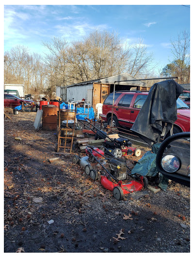 Ewing's Used Cars & Parts Inc JunkYard in Baltimore (MD) - photo 1