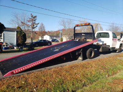 Hero's Towing And Recovery JunkYard in Bel Air South (MD) - photo 2