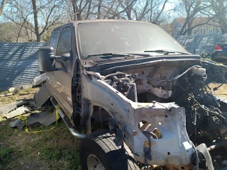 We buy junk carz!! JR JunkYard in San Antonio (TX) - photo 3