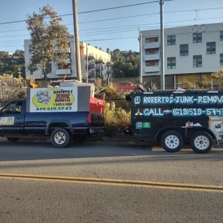 Roberto's junk removal JunkYard in San Diego (CA) - photo 3