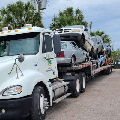 Eagle Auto Center - Cash For Junk Cars JunkYard in Lehigh Acres (FL) - photo 1