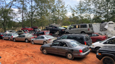 DC JUNK CARS JunkYard in Pensacola (FL) - photo 4