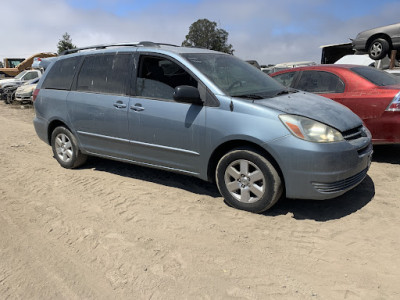 A & S Auto Wrecking Inc JunkYard in Huntington Beach (CA) - photo 4