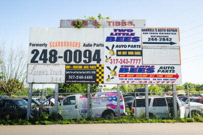 Two Little Bee's Auto Parts JunkYard in Indianapolis (IN) - photo 1