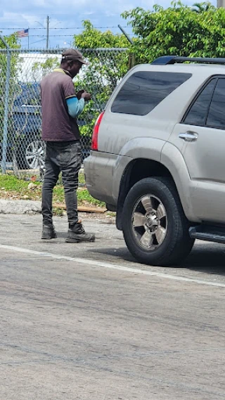 A & B Recycling JunkYard in Pembroke Pines (FL) - photo 4