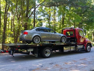 Top Cat Towing Services - photo 1