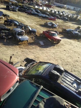 Auto & Truck Used Parts JunkYard in Portland (ME) - photo 4