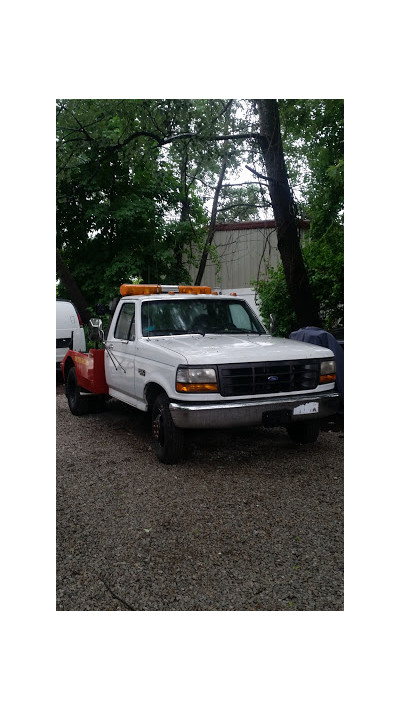 Junk cars R us JunkYard in Providence (RI) - photo 2